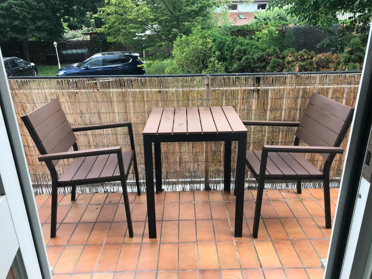 Grosse & Voll Ausgestattete Apartments, Studios, Doppelzimmer, Workspace, Parkplatz, Netflix, Prime & Schnelles Wifi In Ruhiger Lage Mit Garten Rudolstadt Exterior photo