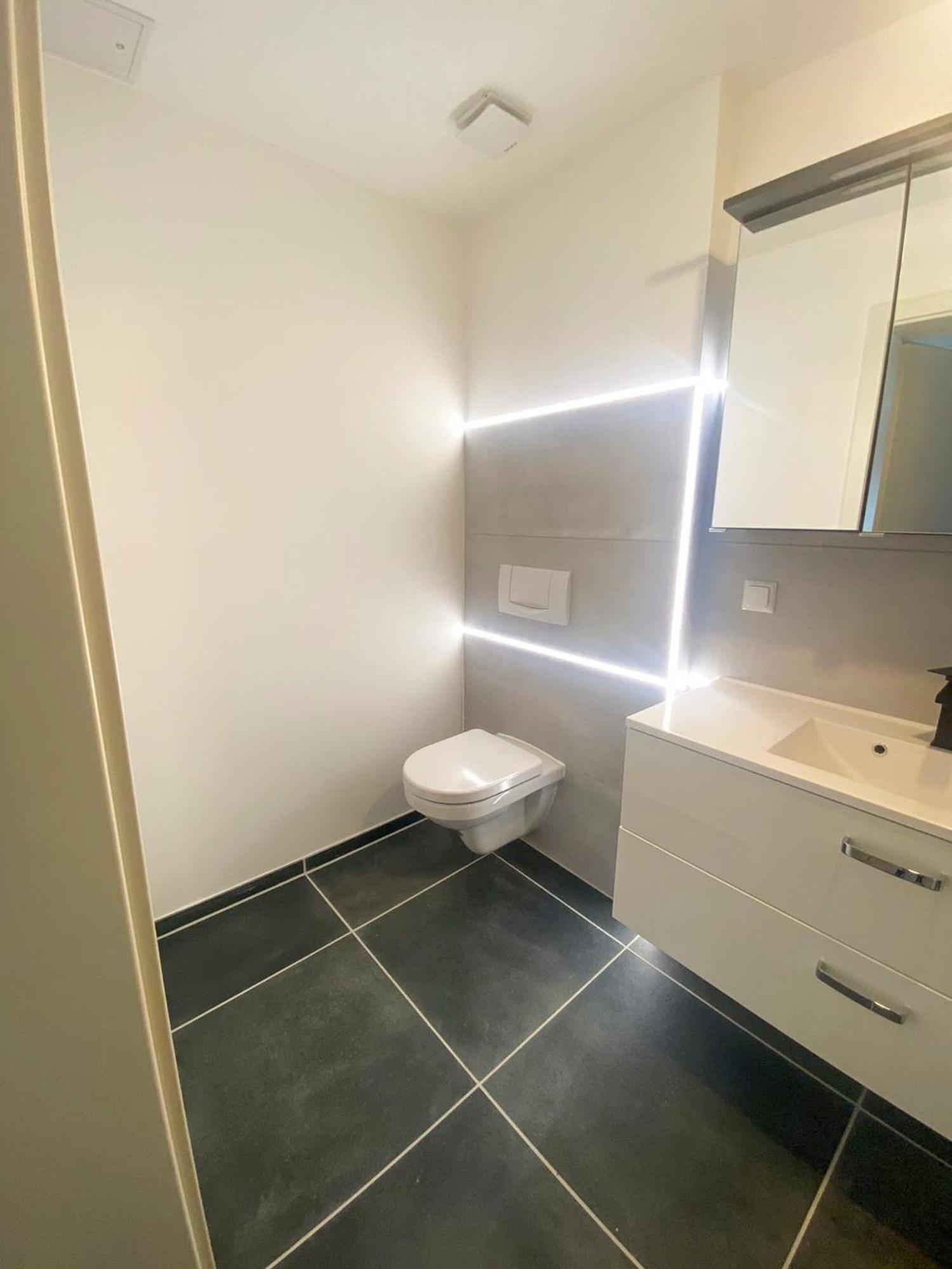 Grosse & Voll Ausgestattete Apartments, Studios, Doppelzimmer, Workspace, Parkplatz, Netflix, Prime & Schnelles Wifi In Ruhiger Lage Mit Garten Rudolstadt Exterior photo
